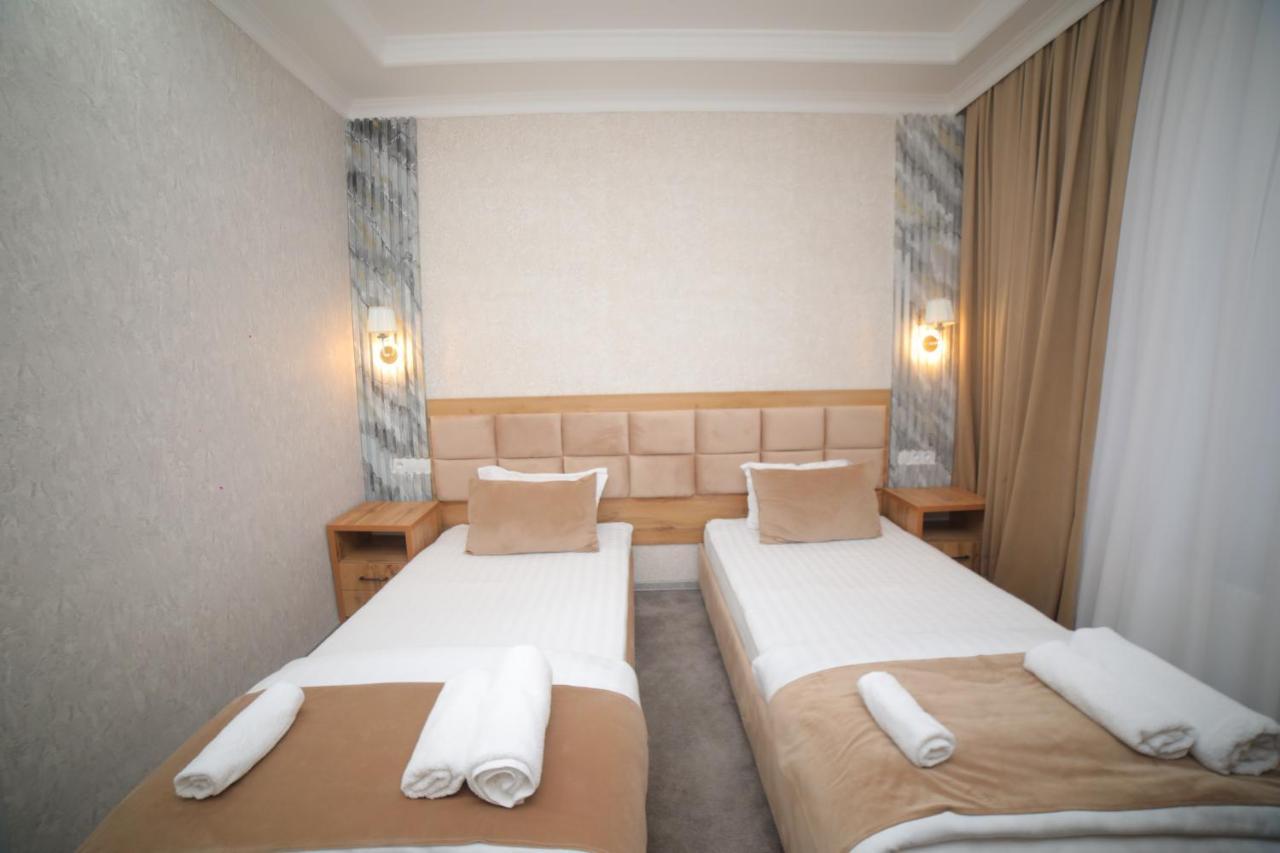 Hotel Tinchlik Plaza Urgentj Eksteriør billede